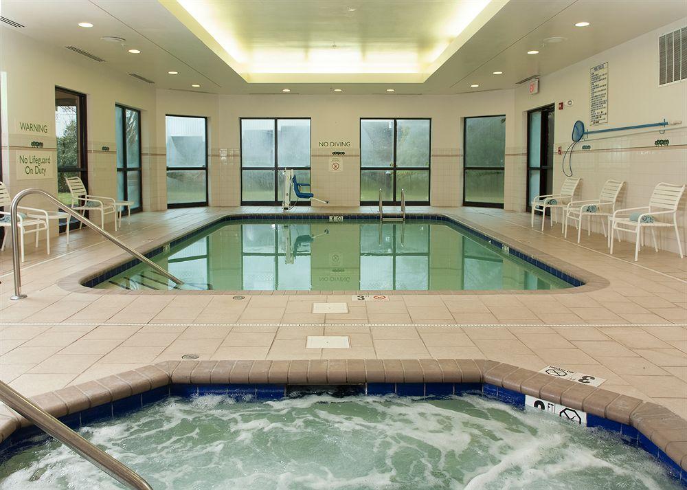 Courtyard By Marriott Charlotte