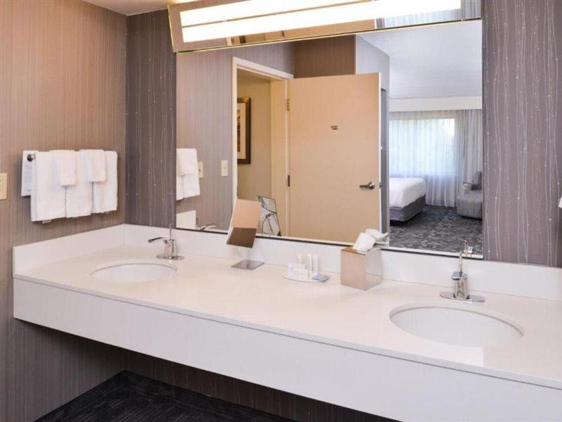 Courtyard By Marriott Charlotte Gastonia