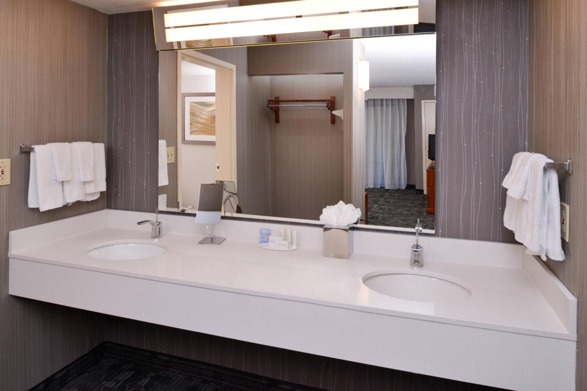 Courtyard By Marriott Charlotte Hotel Gastonia