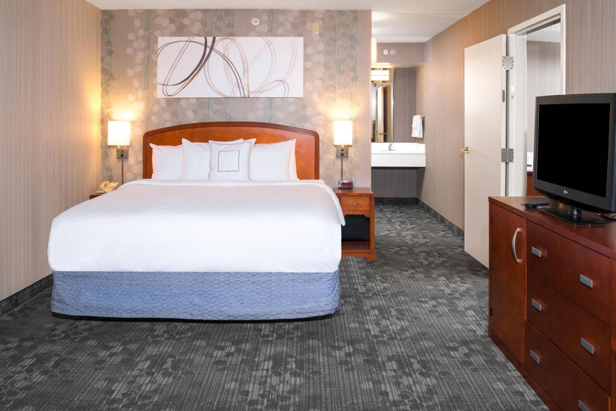 Hotel Courtyard By Marriott Charlotte