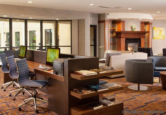 Courtyard By Marriott Charlotte Hotel 3*