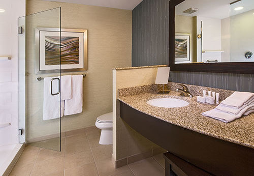 Courtyard By Marriott Charlotte