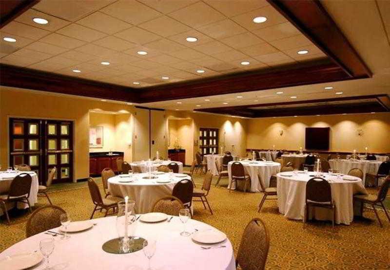 Courtyard By Marriott Charlotte Hotel 3*