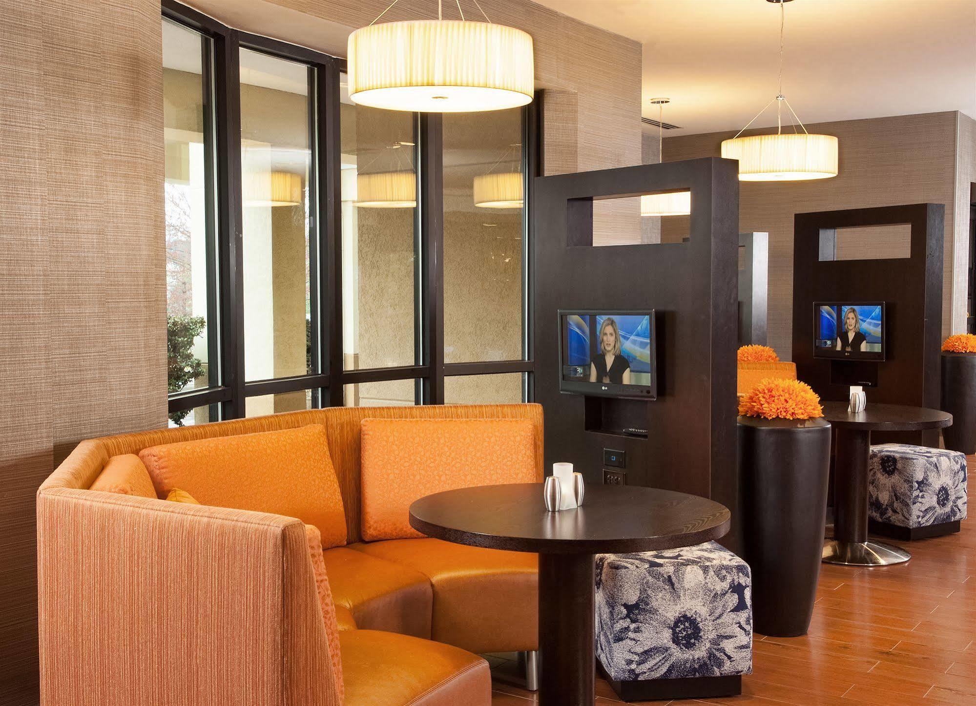 Courtyard By Marriott Charlotte 3*