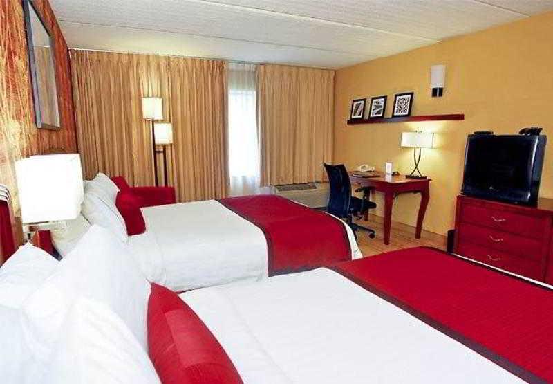 Hotel Courtyard By Marriott Charlotte 3*